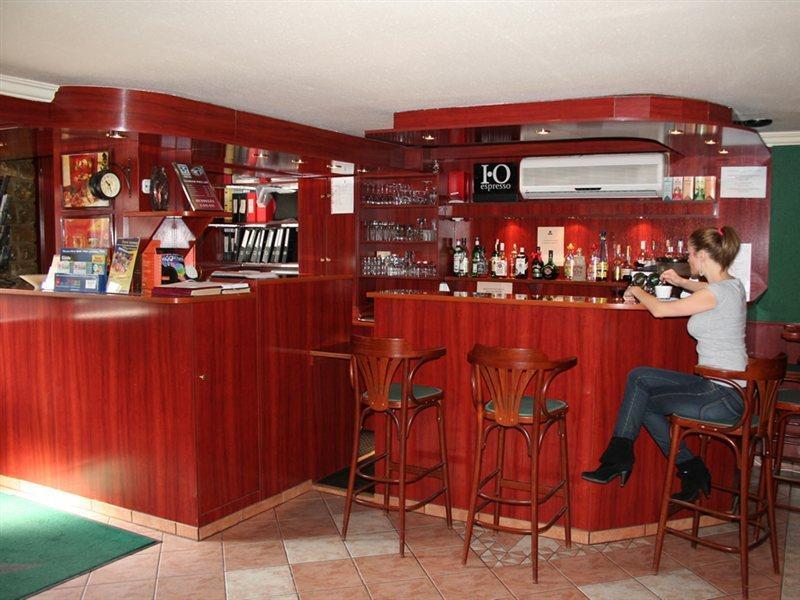 Korona Panzio Budapeşte Dış mekan fotoğraf